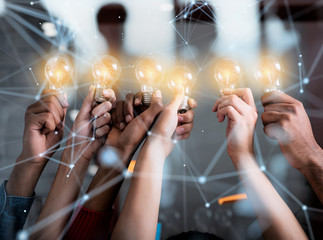 求GReeeeN的アメアガリ歌词和罗马音和翻译