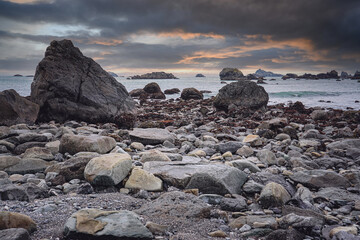 2元左右的龙头股